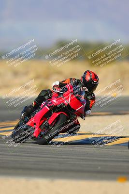 media/Jan-13-2024-SoCal Trackdays (Sat) [[9c032fe5aa]]/Turn 16 Set 2 (1120am)/